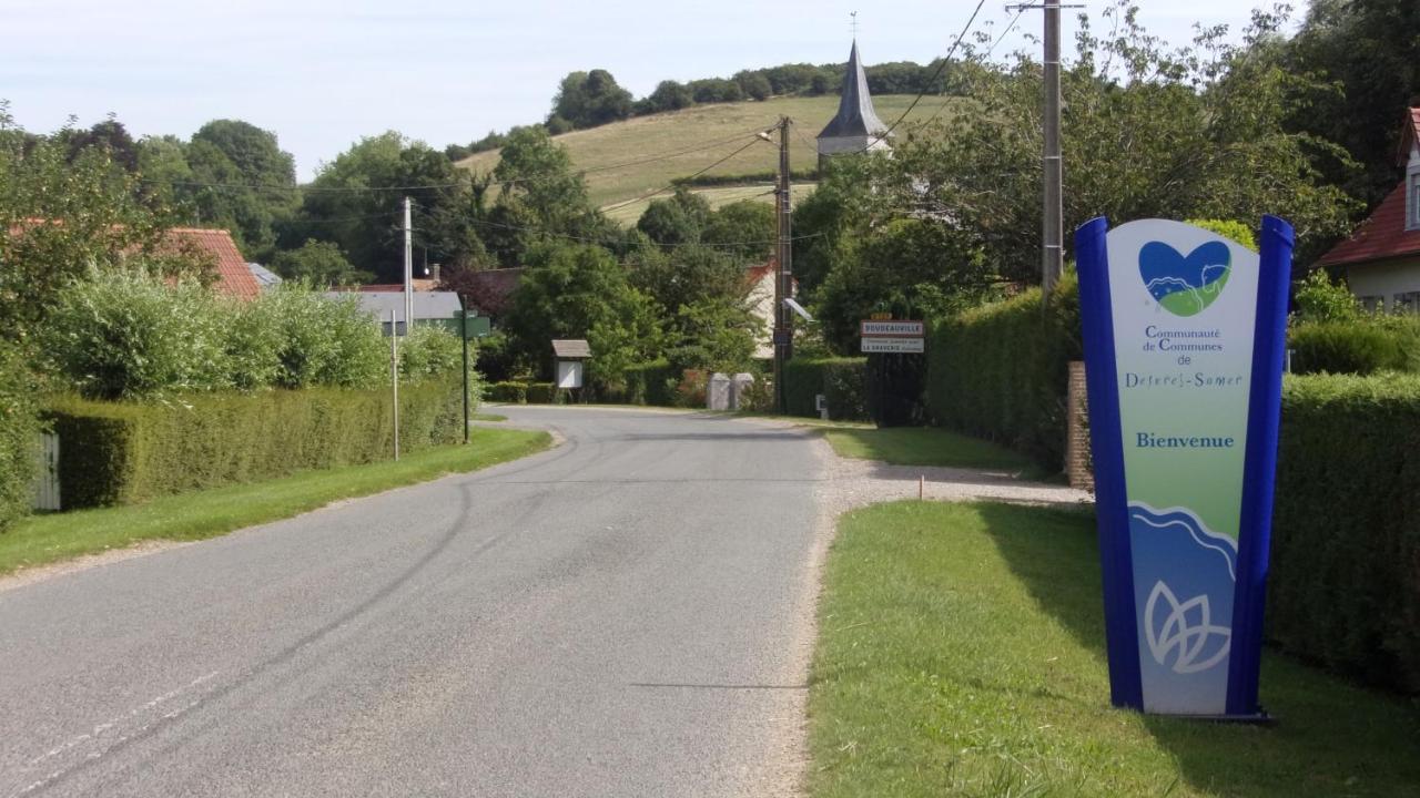 Gîte de la Souche avec jacuzzi Doudeauville Esterno foto