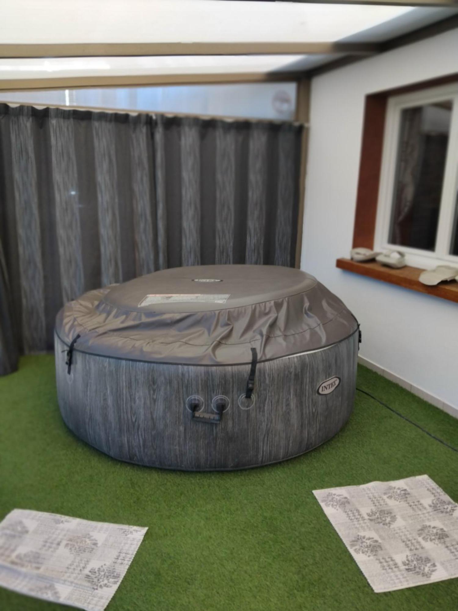 Gîte de la Souche avec jacuzzi Doudeauville Esterno foto